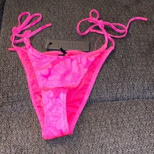 hot pink triangl xxs